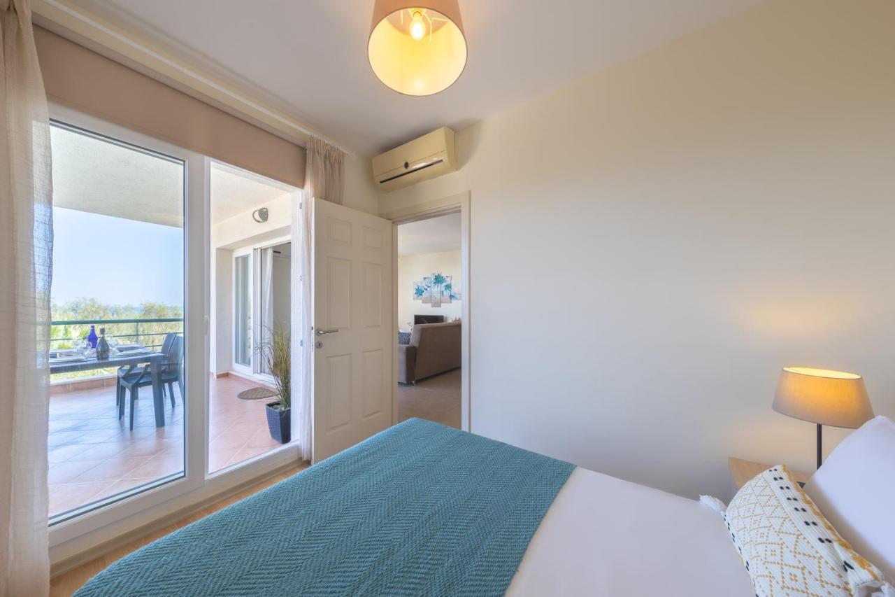 Thalassa Beach Family & Waterpark Resort Vokolidha Kültér fotó