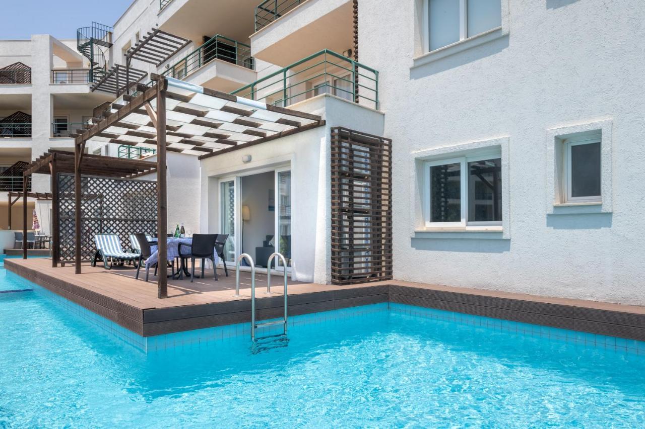 Thalassa Beach Family & Waterpark Resort Vokolidha Kültér fotó